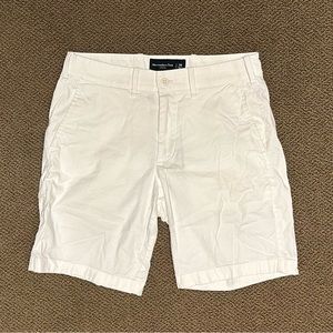 Abercrombie & Fitch White Plainfront Shorts 9”